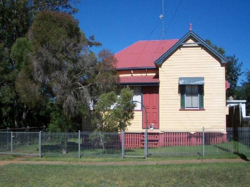 2 PEARDON STREET, Toowoomba QLD 4350