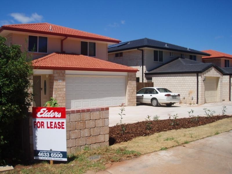 390 WEST STREET, Toowoomba QLD 4350