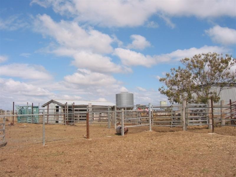 Felton QLD 4358