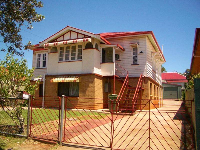 13 KINGSTON STREET, Toowoomba City QLD 4350