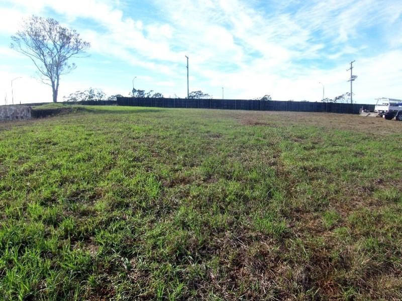 2-4 Dodson Cres, Mount Kynoch QLD 4350
