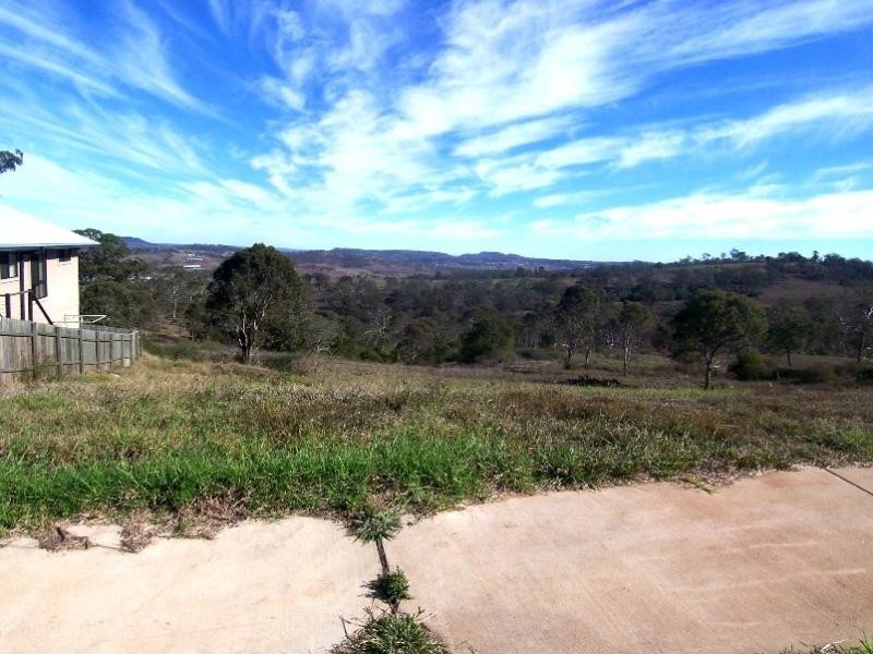 5, 7 McShane Drive, Mount Kynoch QLD 4350