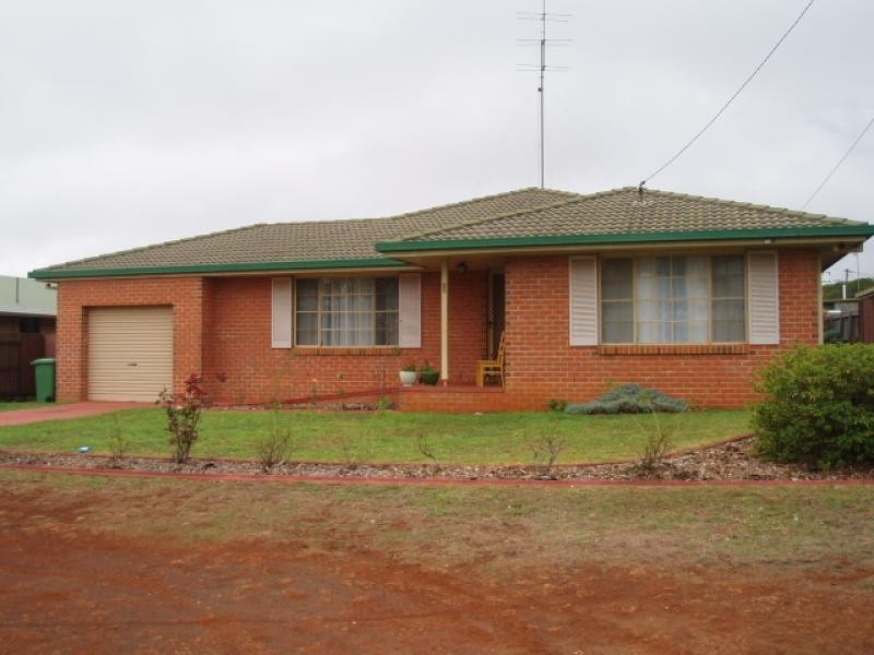 22 Arabian Street, Toowoomba QLD 4350