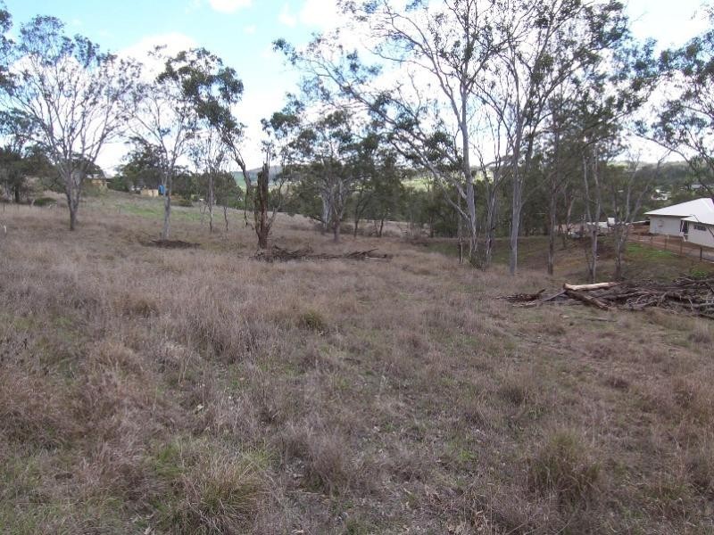 10 CLAUDIA COURT, Top Camp QLD 4350