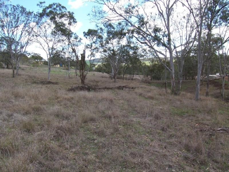 10 CLAUDIA COURT, Top Camp QLD 4350