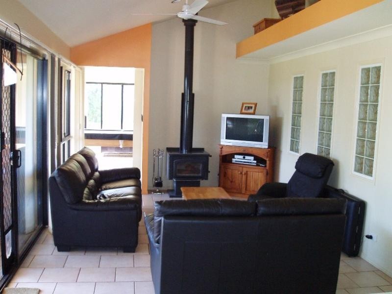 6 LILLYPILLY COURT, Middle Ridge QLD 4350
