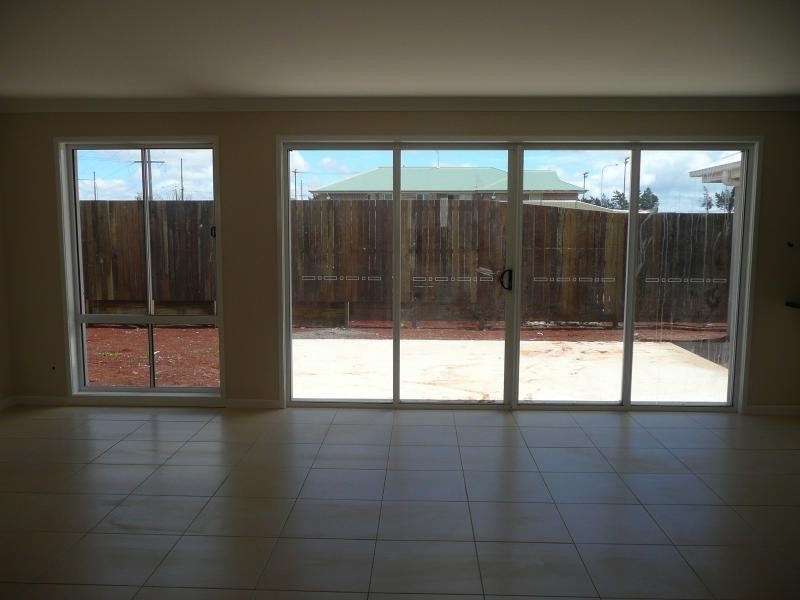 13 ACE DRIVE, Glenvale QLD 4350