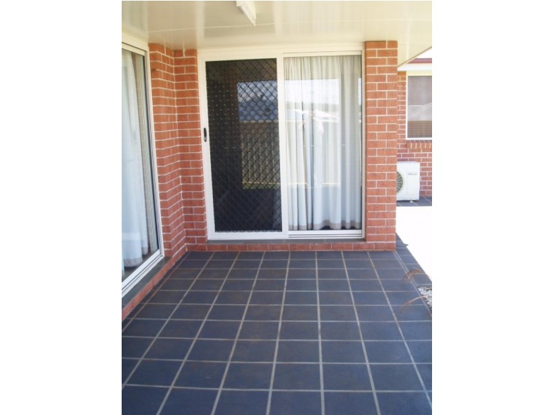 8 Bronte Street, Toowoomba QLD 4350