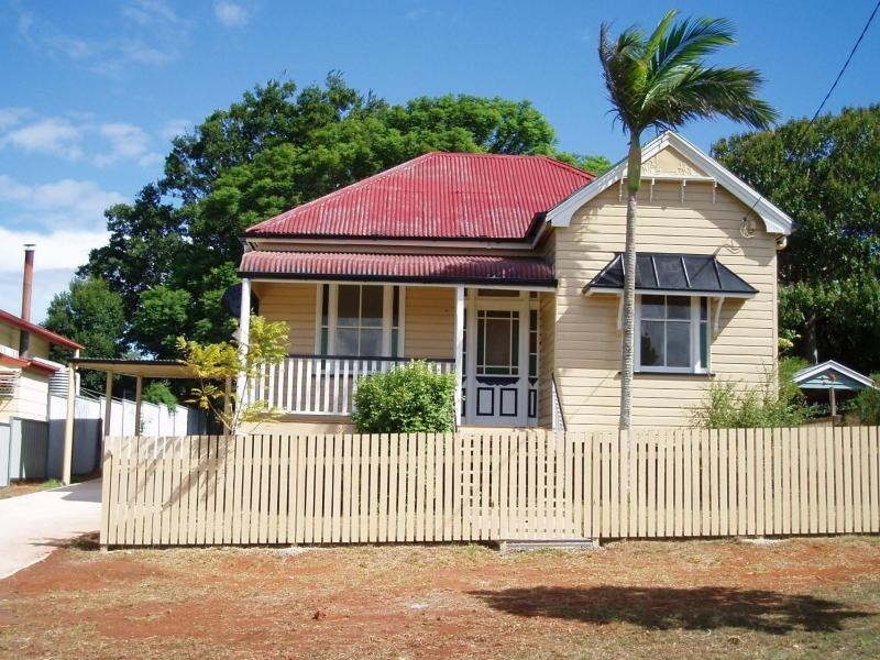 58 TOLMIE STREET, South Toowoomba QLD 4350