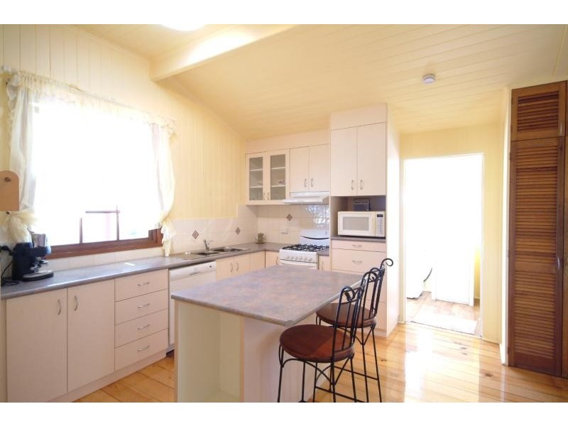 95 Cudmore Rd, Cambooya QLD 4358