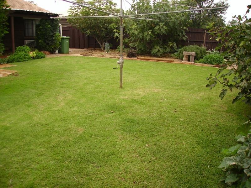 12 Terrica Street, Glenvale QLD 4350