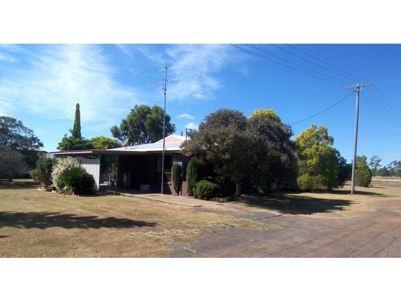 85 HADLEY STREET, Pittsworth QLD 4356