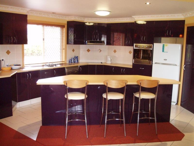 16 WINDERMERE DRIVE, Hodgson Vale QLD 4352