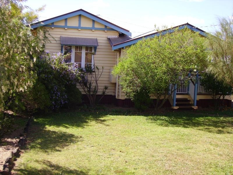 15A DALMENY STREET, Wilsonton QLD 4350