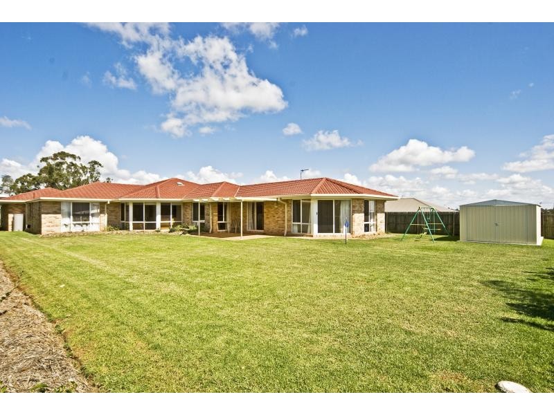 5 WALLS DRIVE, Kearneys Spring QLD 4350