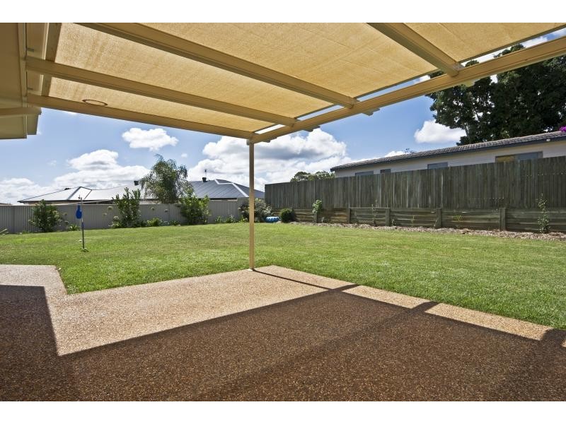 5 WALLS DRIVE, Kearneys Spring QLD 4350