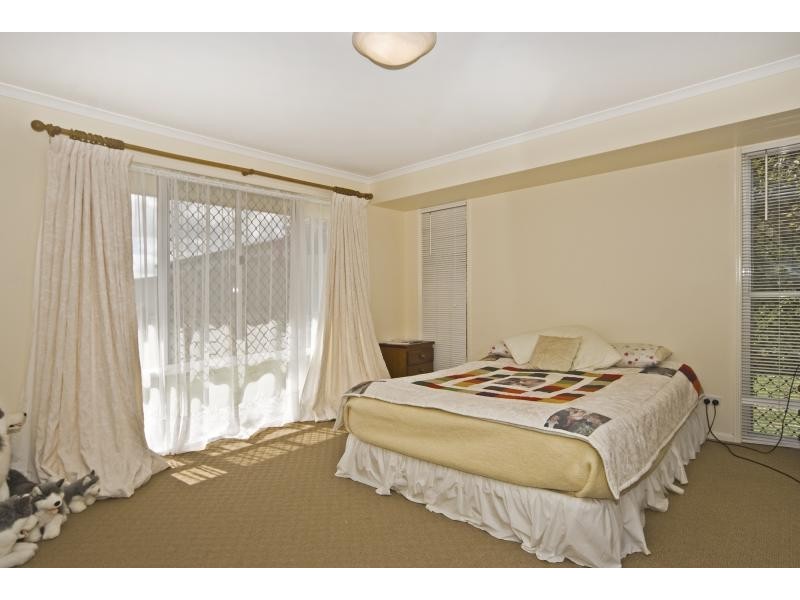 5 WALLS DRIVE, Kearneys Spring QLD 4350