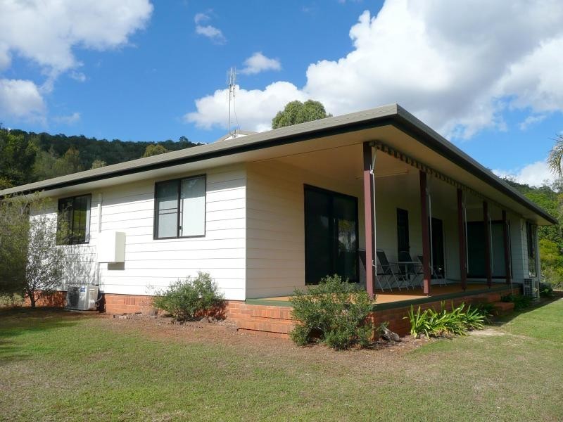 6 Redlands Drive, Gowrie Junction QLD 4352