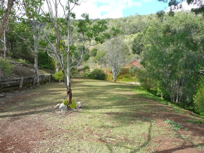6 Redlands Drive, Gowrie Junction QLD 4352