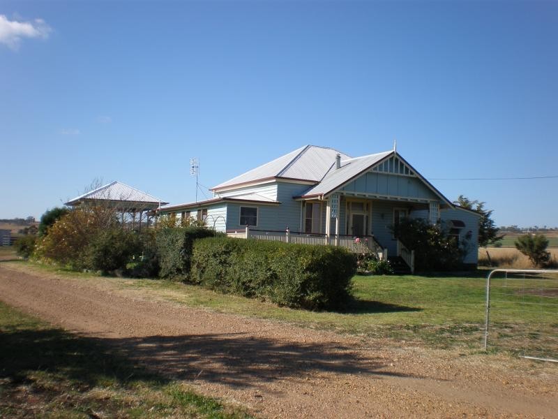 75 Cudmore Road, Toowoomba QLD 4350