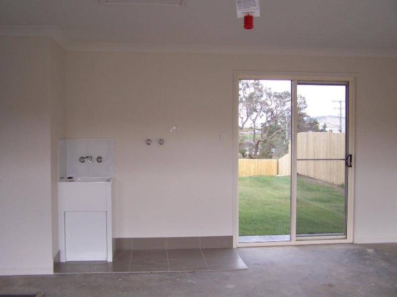 4 Moorina Drive, Glenvale QLD 4350