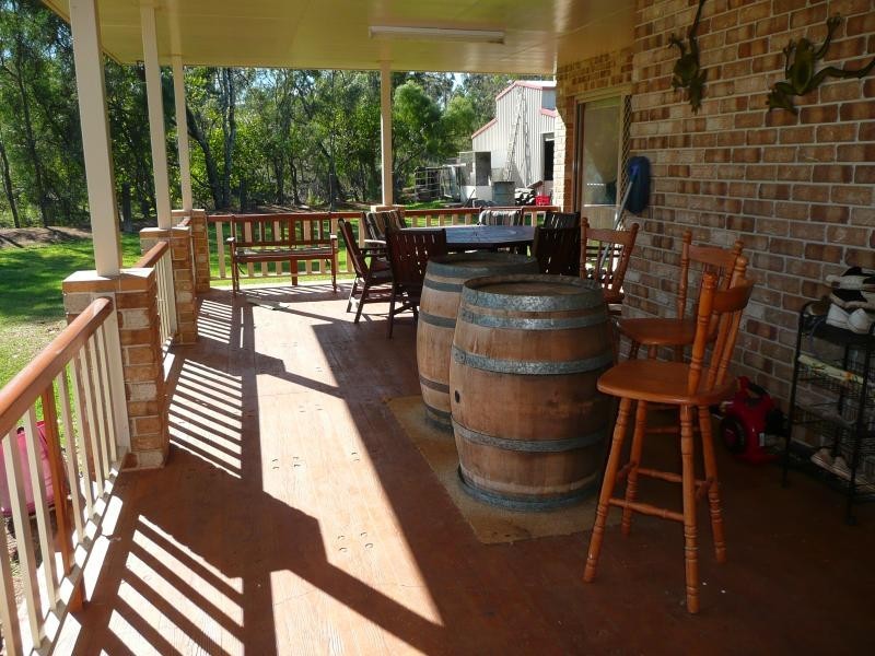 706 Boundary Street, Glenvale QLD 4350