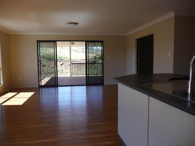 18 BEAULY DRIVE, HODGESONVALE, Toowoomba QLD 4350