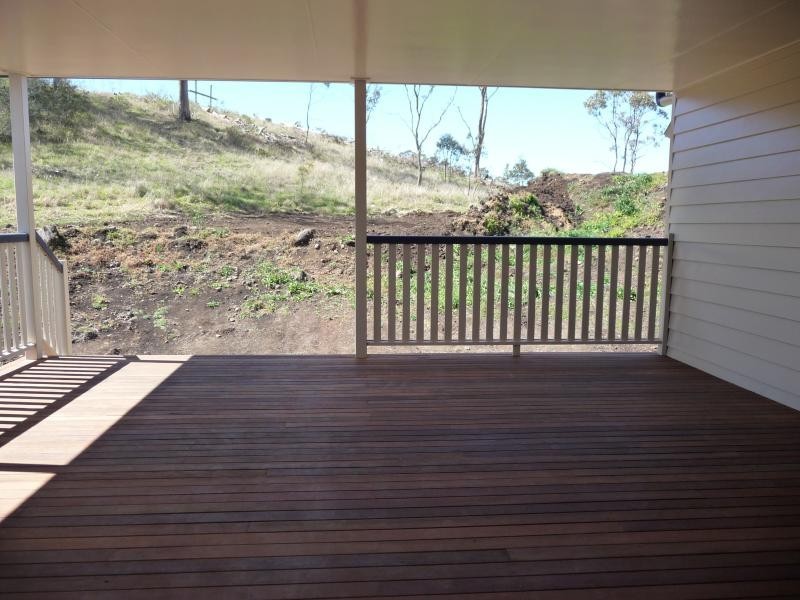 18 BEAULY DRIVE, HODGESONVALE, Toowoomba QLD 4350