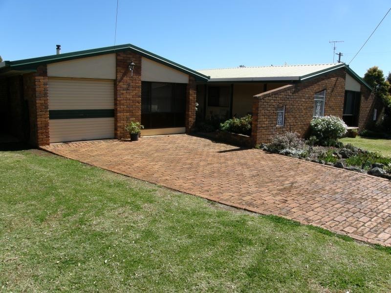 3 Lotus Crescent, Toowoomba QLD 4350 the real estate agency Withdrawn