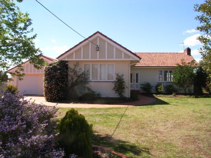 159 Spring Street, Middle Ridge QLD 4350