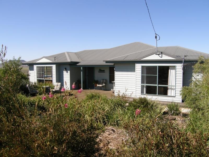 96 KINGS SIDING ROAD, KINGSTHORPE, Toowoomba QLD 4350