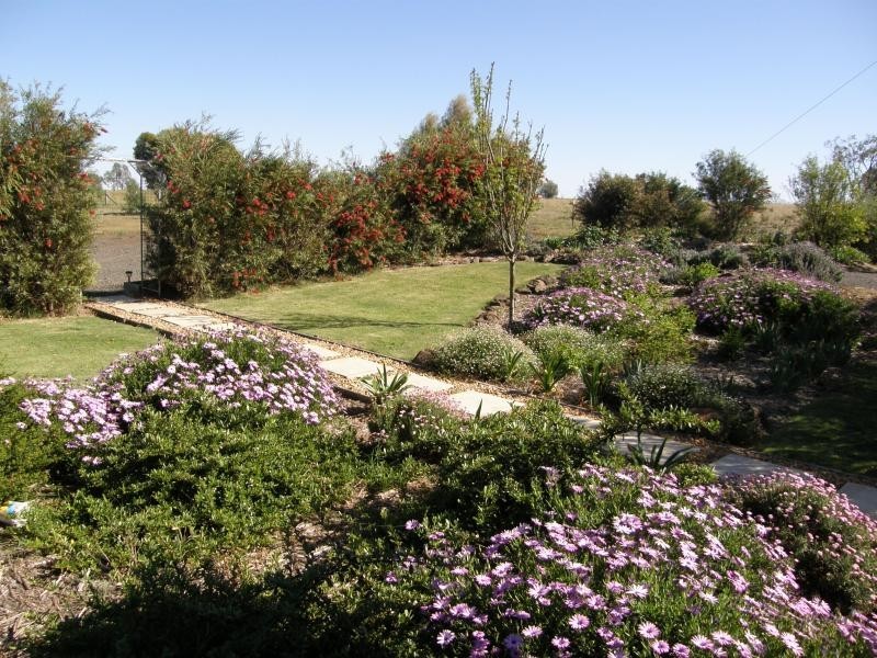 96 KINGS SIDING ROAD, KINGSTHORPE, Toowoomba QLD 4350