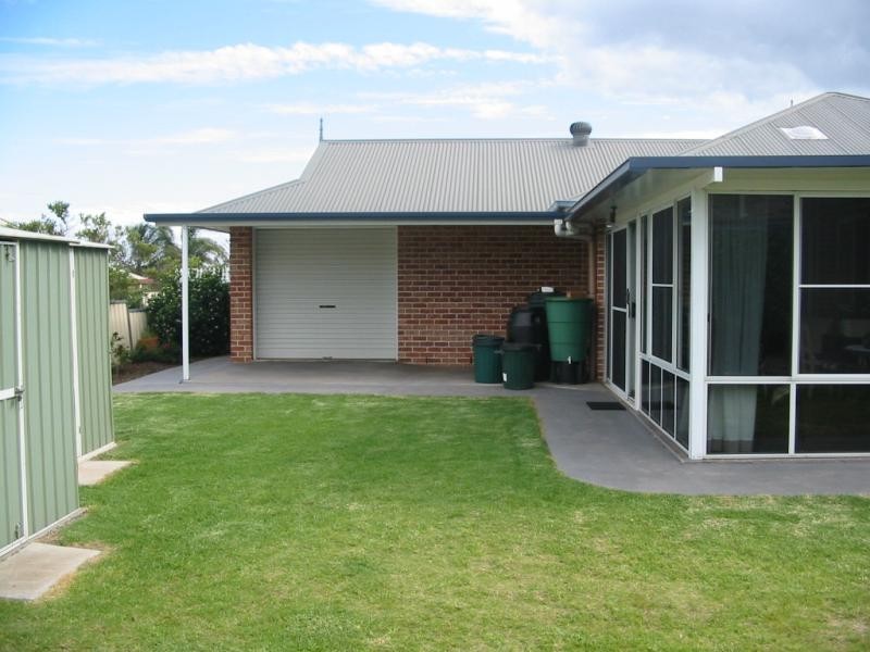 41 Nash Drive, Glenvale QLD 4350
