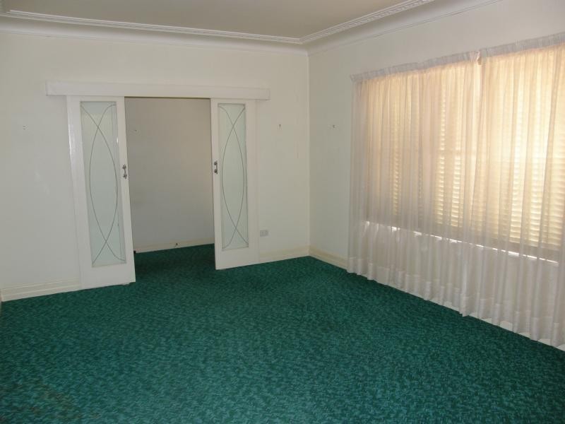 44 Drayton Road, Harristown QLD 4350