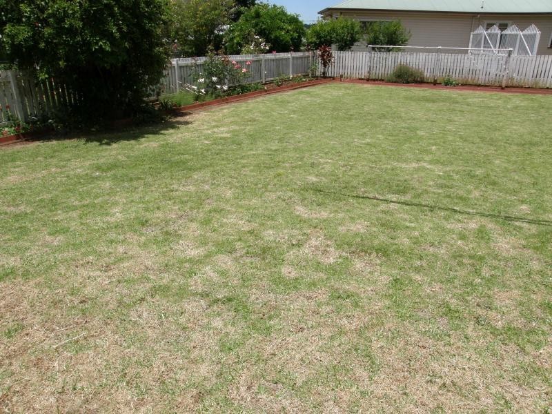 44 Drayton Road, Harristown QLD 4350