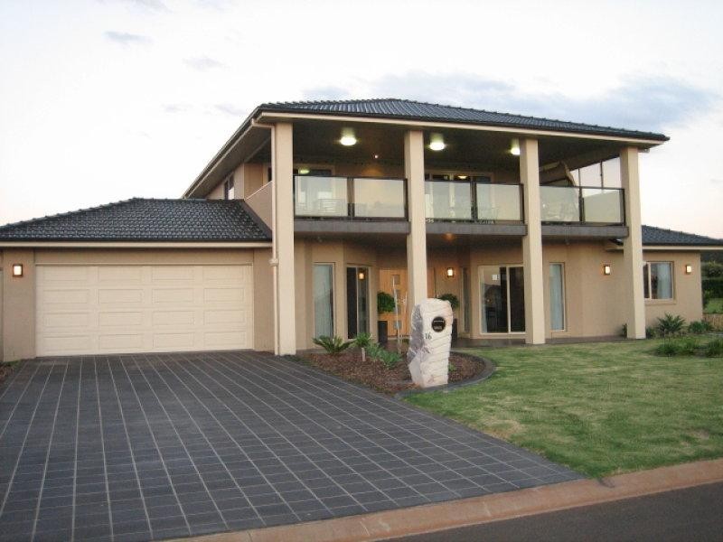 16 Garvan Court, Highfields QLD 4352