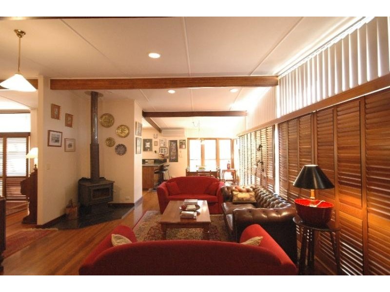 5 Robertson Crescent, Toowoomba QLD 4350