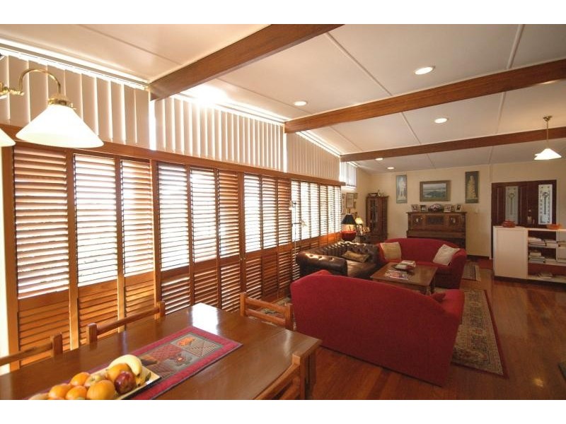 5 Robertson Crescent, Toowoomba QLD 4350