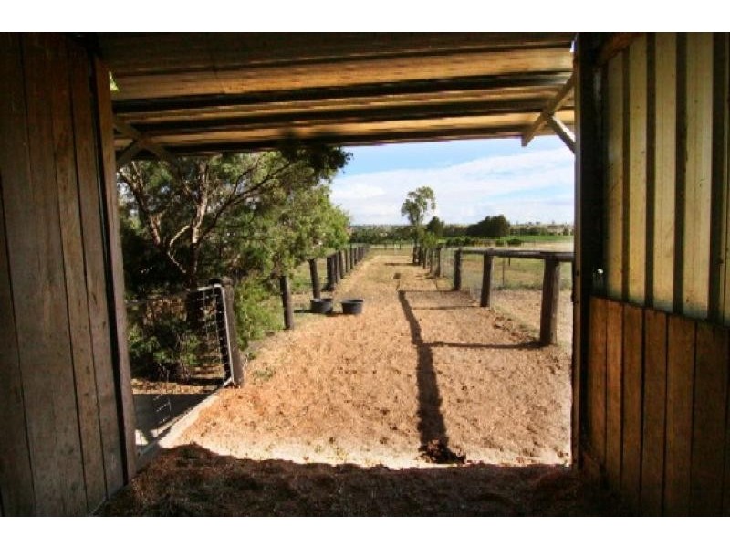 3 Gowrie Lilyvale Road, Gowrie Junction QLD 4352