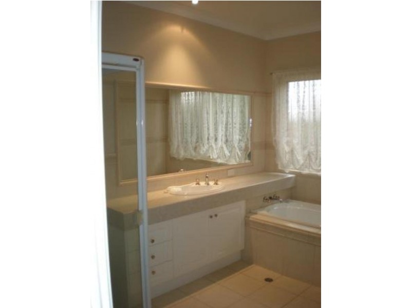 10 Parsley Drive, Toowoomba QLD 4350