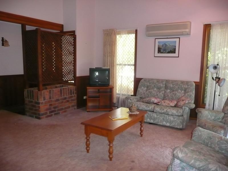 7 Trafalgar Street, Middle Ridge QLD 4350