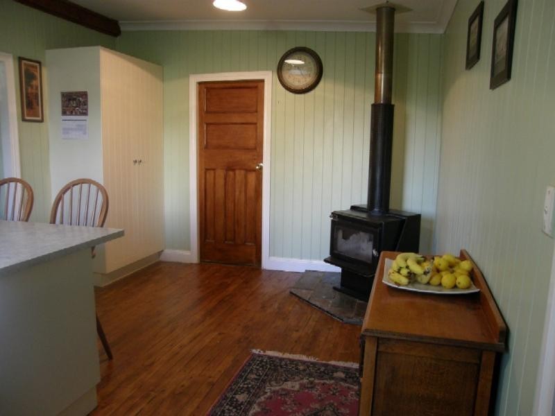 144 Euston Road, Glenvale QLD 4350