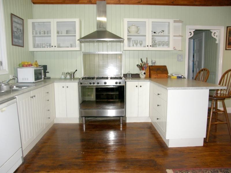 144 Euston Road, Glenvale QLD 4350