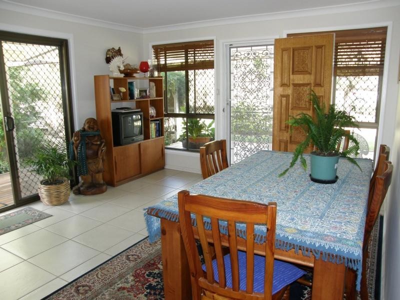 7233 New England Highway, Crows Nest QLD 4355