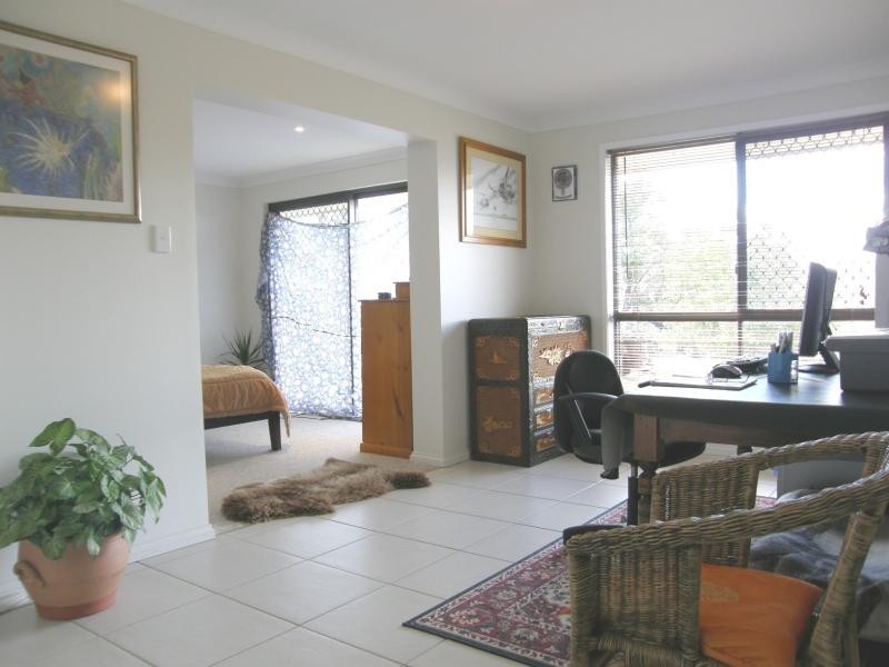 7233 New England Highway, Crows Nest QLD 4355