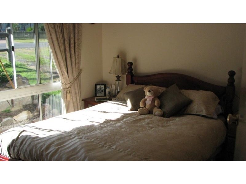 16 Airforce Road, Helidon QLD 4344