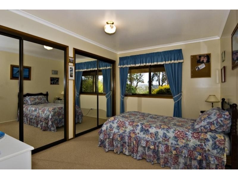 38 Panorama Drive, Glenvale QLD 4350