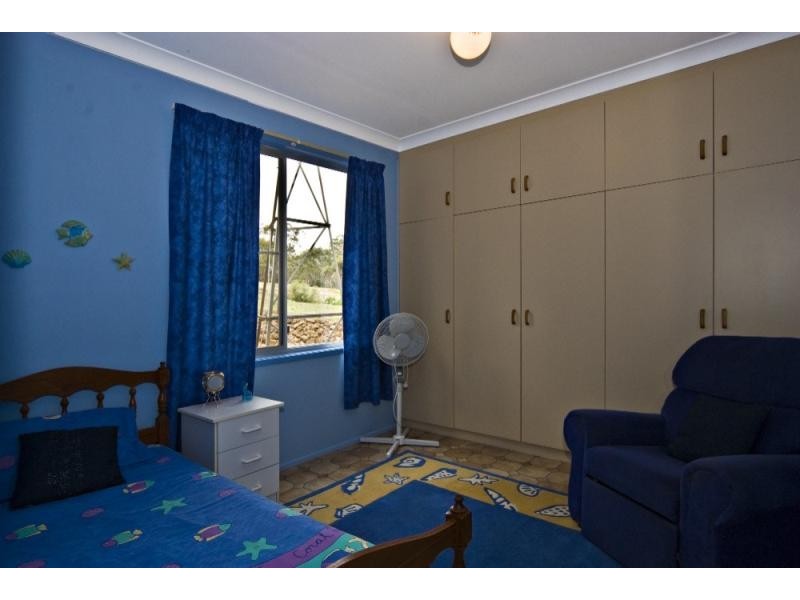 38 Panorama Drive, Glenvale QLD 4350