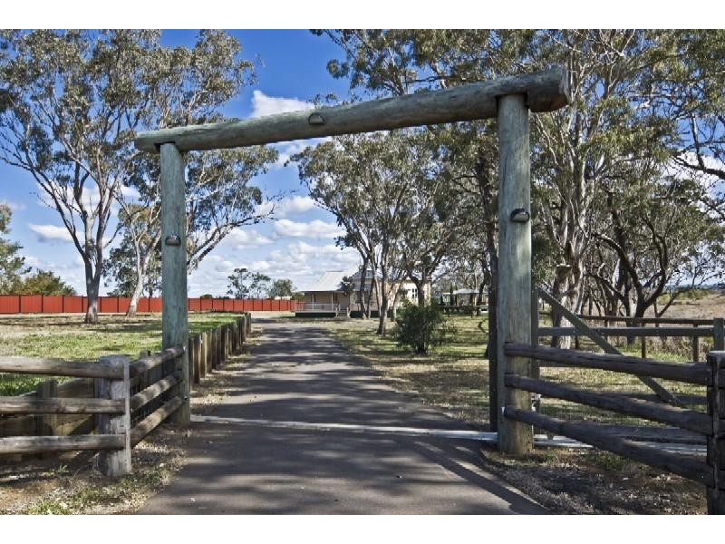 44 Berry Road, Vale View, Toowoomba QLD 4350