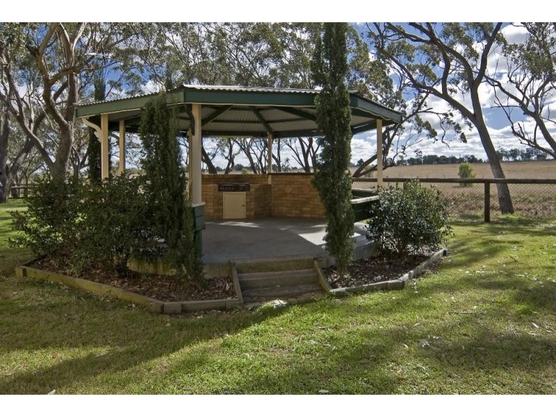 44 Berry Road, Vale View, Toowoomba QLD 4350